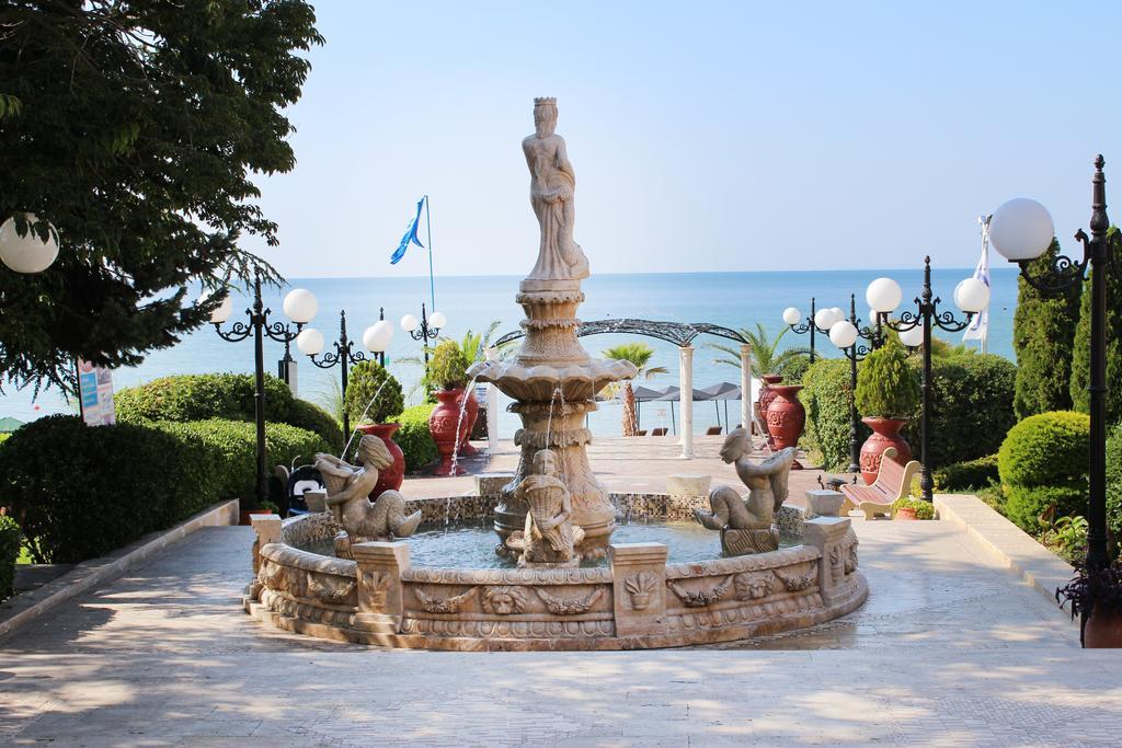 Andalucia Beach Hotel النايت المظهر الخارجي الصورة