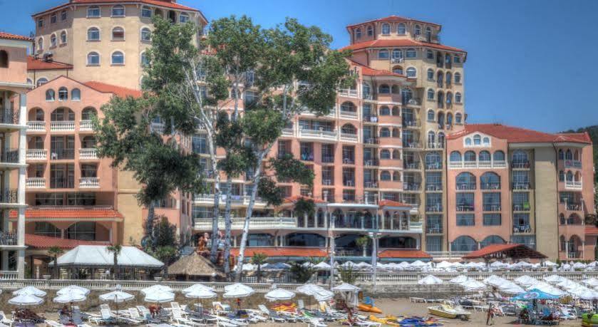 Andalucia Beach Hotel النايت المظهر الخارجي الصورة