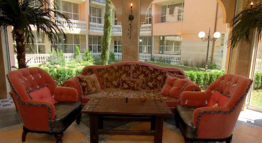 Andalucia Beach Hotel النايت المظهر الخارجي الصورة