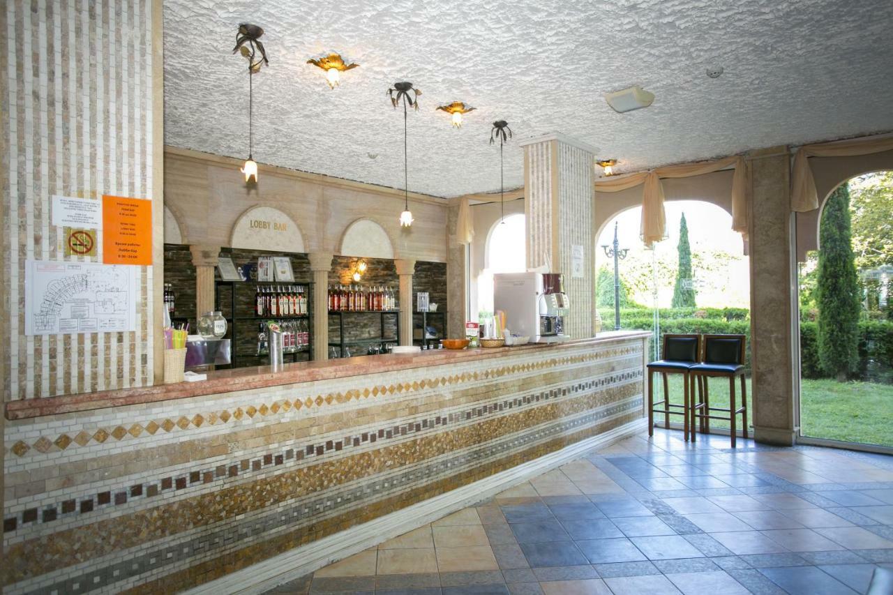 Andalucia Beach Hotel النايت المظهر الخارجي الصورة