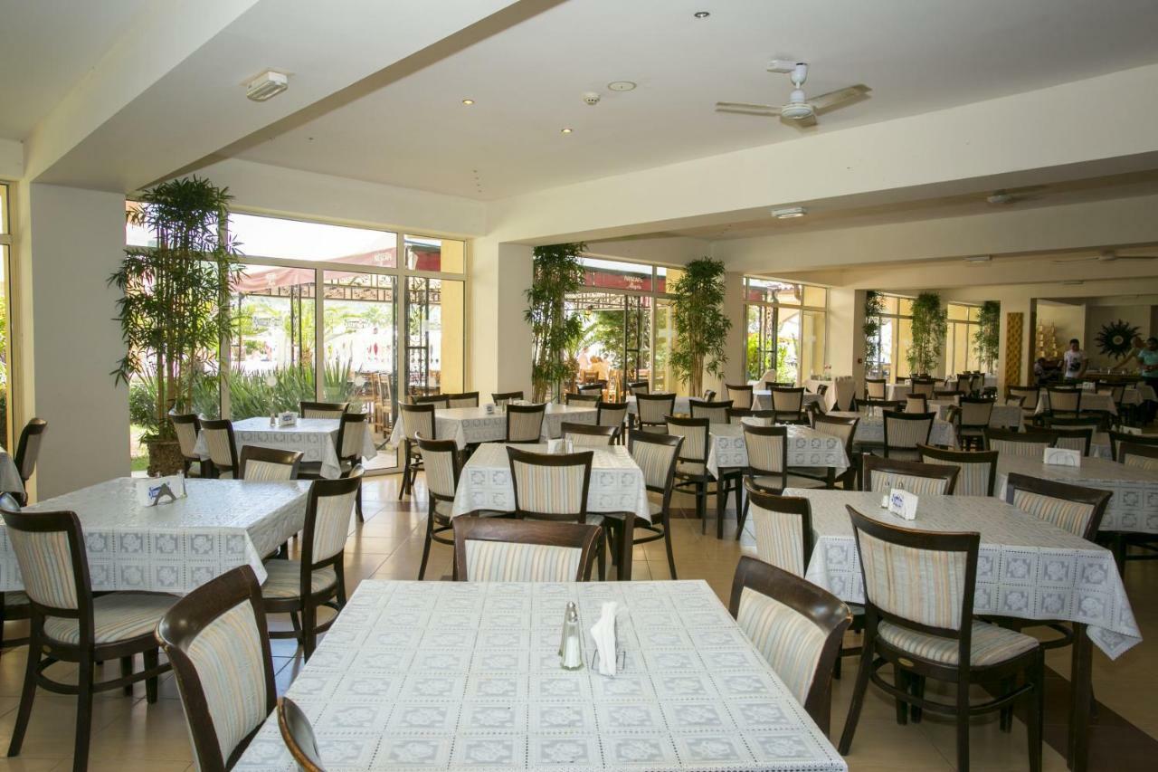 Andalucia Beach Hotel النايت المظهر الخارجي الصورة