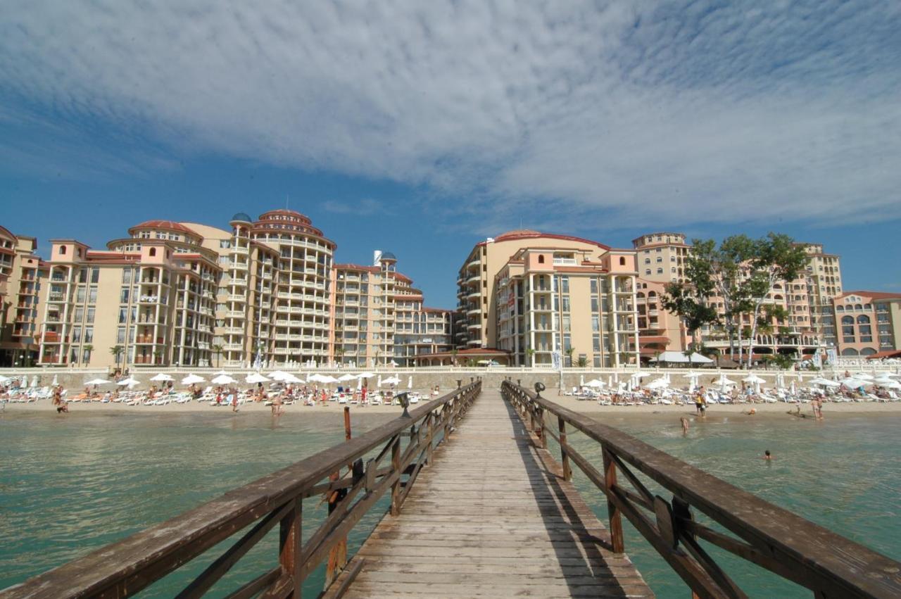 Andalucia Beach Hotel النايت المظهر الخارجي الصورة